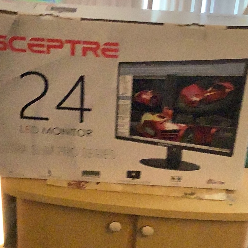 24 inch Led Monitor Ultra Slim Pro Series